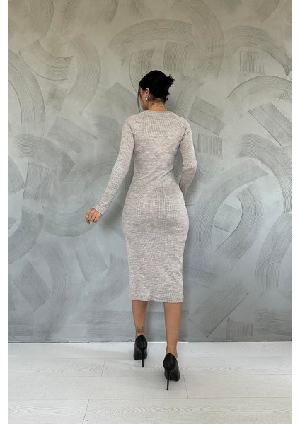 Eteği Yırtmaçlı Triko Elbise fırsatları