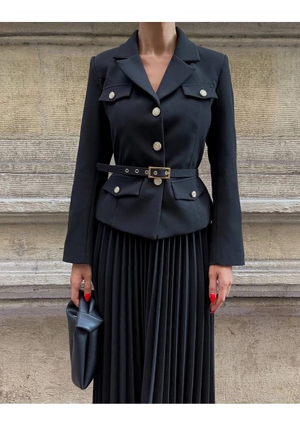 Siyah Kemerli Blazer Ceket ve Piliseli Takım fiyatları