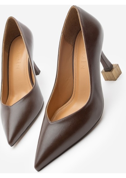 Kadın Stiletto Sivri Burun Ahşap Desen Ökçe Topuklu Ayakkabı Arset