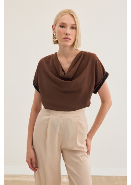 Kollar Taş Detaylı Salaş Bluz - Kahve fiyatları
