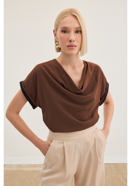 Kollar Taş Detaylı Salaş Bluz - Kahve indirimleri