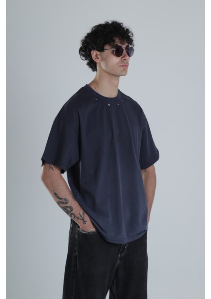 Lacivert Yıldız Detaylı Tasarım Oversize T-Shirt fiyatları