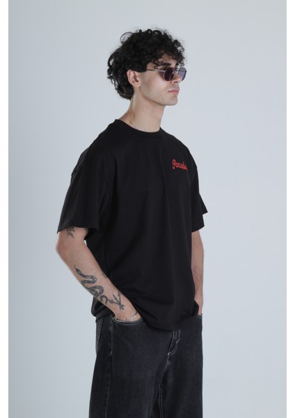 Paradise Siyah Oversize Tasarım T-Shirt fiyatları