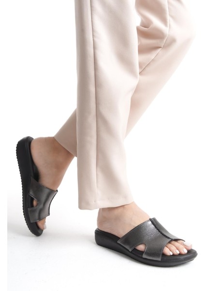 Ortopedik Deri Taban Topuk Dikeni Destekli Günlük Platin Terlik modelleri