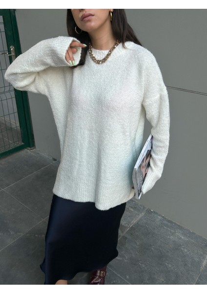 Kadın Ekru Oversize Buklet Triko Uzun Kazak 6222 indirimleri