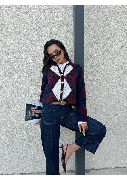 Kadın Bordo Düğmeli Şardonlu Hırka 5570 fırsatları