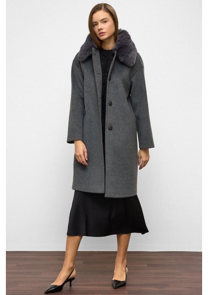 Çıkabilir Kürklü Düşük Kol Büyük Beden Kaban Koyu Gri 3089 fırsatları