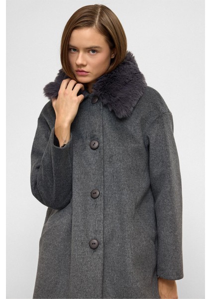 Çıkabilir Kürklü Düşük Kol Büyük Beden Kaban Koyu Gri 3089 indirimleri