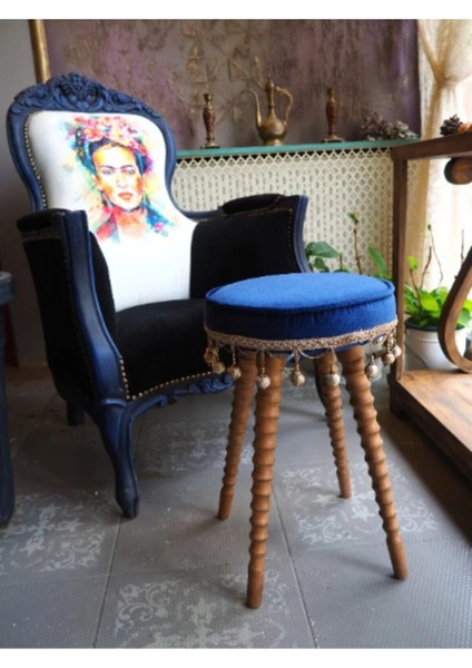 Dekoratif Mavi Kadife Kumaşlı Ahşap Ayaklı Puf Sehpa modelleri