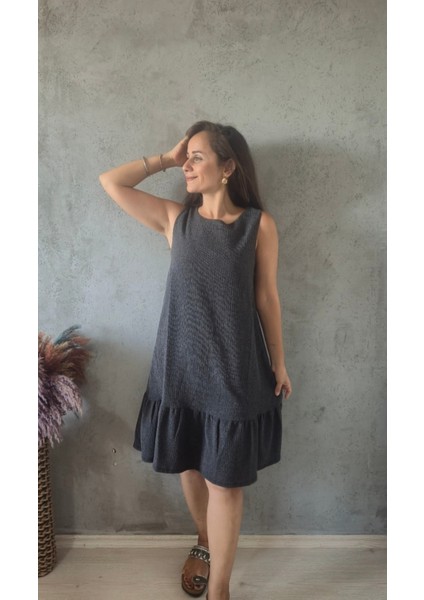 Eteği Fırfırlı Kolsuz Elbise fiyatları