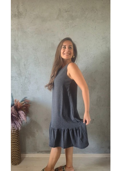 Eteği Fırfırlı Kolsuz Elbise modelleri