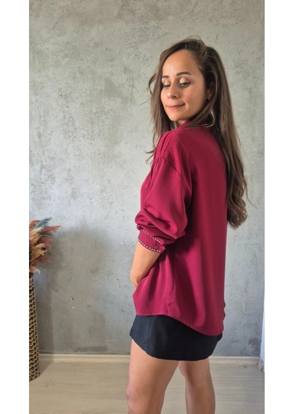 Boncuk Zımbalı Gömlek fırsatları