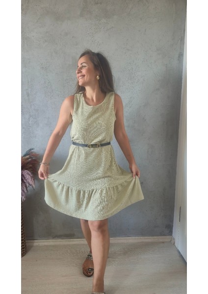 Eteği Fırfırlı Kolsuz Elbise fiyatları