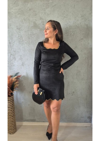 Kare Yaka Işıltılı Süet Elbise fiyatları