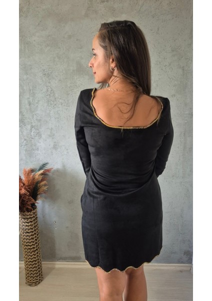 Kare Yaka Işıltılı Süet Elbise modelleri