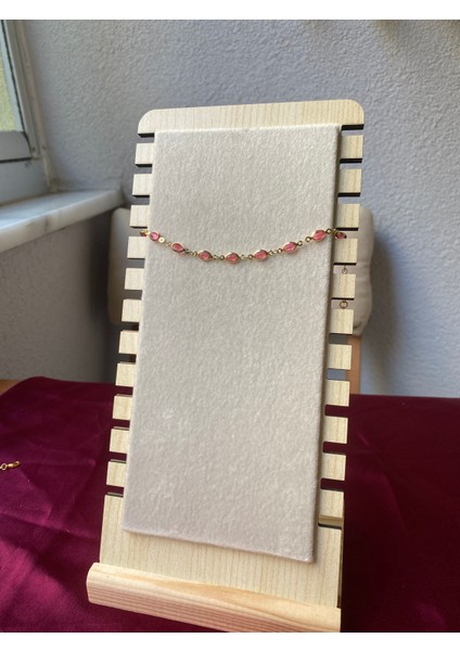 Pembe Oval Detaylı Gold Bileklik