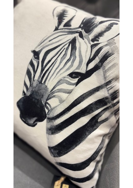 Zebra / Çift Tarafı Baskılı Evelyn Süet Kırlent Kılıfı 43 x 43 fiyatları