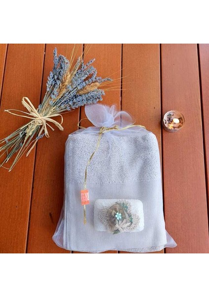 30X50CM 2 Ad Havlu + Sabun Küçük