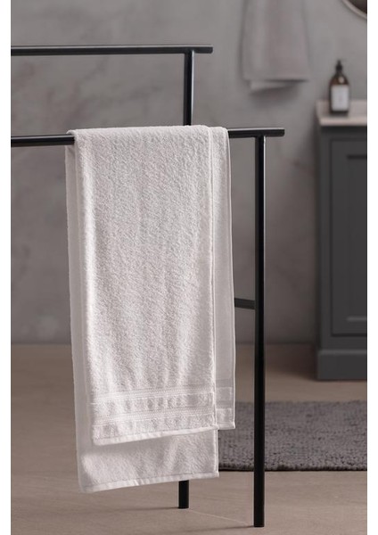 Yeni Sezon Ryella Armürlü Banyo Havlusu - Otel Koleksiyon - Beyaz