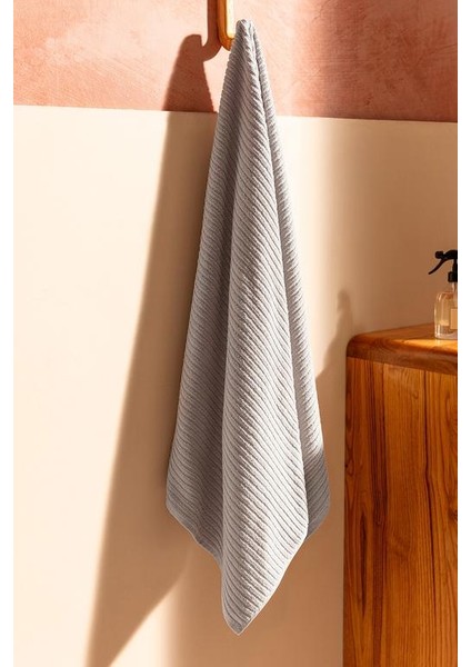 Yeni Sezon Carla Banyo Havlusu - Gri