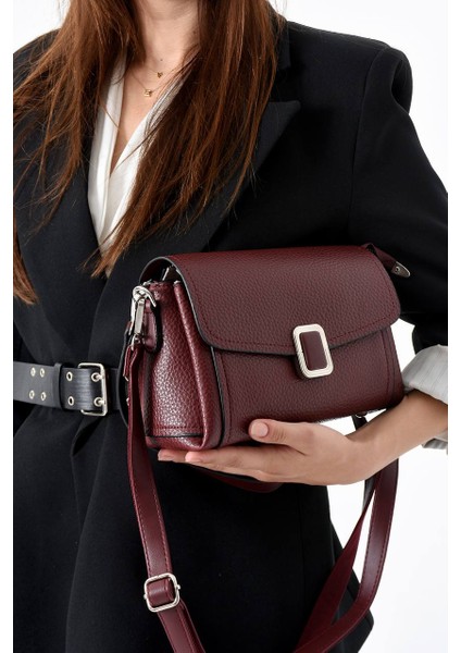 ,çok Gözlü ,kullanışlı,kilit Detaylı ,bayan Kol ve Çapraz Çantası fiyatları