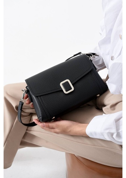 ,çok Gözlü ,kullanışlı,kilit Detaylı ,bayan Kol ve Çapraz Çantası