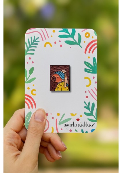 Inci Küpeli Capybara Rozeti