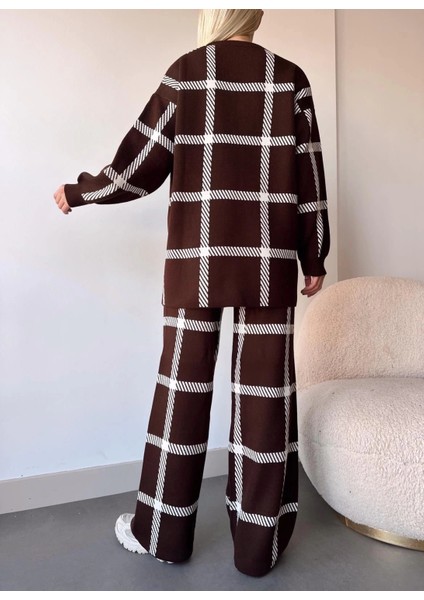 Ekoseli Triko Takım Kahvebeyaz modelleri