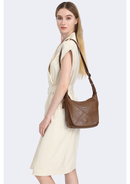 Barcelona Günlük Çapraz Askılı Kadın Postacı Çantası 1896 Yeşil fırsatları