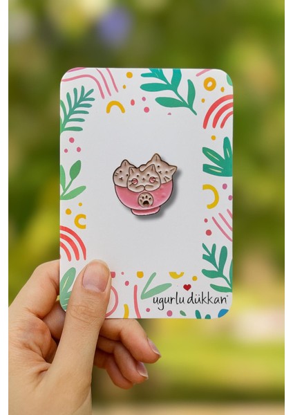 Pembe Kapta 3 Lü Kedi Rozeti