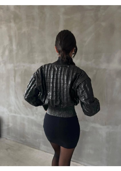 Beli Büzgülü Crop Deri Ceket Siyah fiyatları