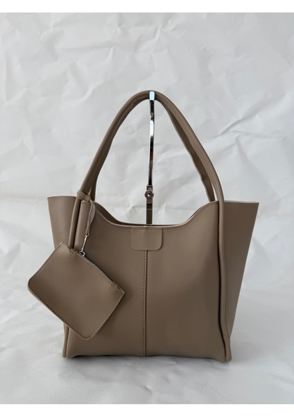 Trendy ve Çok Yönlü: Büyük Boy Omuz ve El Çantası | Ek Cüzdan Detaylı | 4 Renk Seçeneği Geniş Çanta modelleri