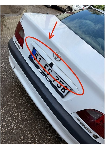 Toyota Avensis T22 Arka Bagaj Çıtası