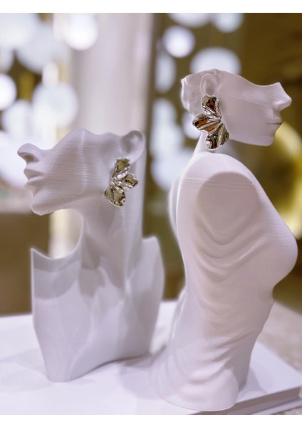 Yaz Temalı Dalgalı Plaka Yaprak Model Gümüş Küpe 1 Çift fiyatları