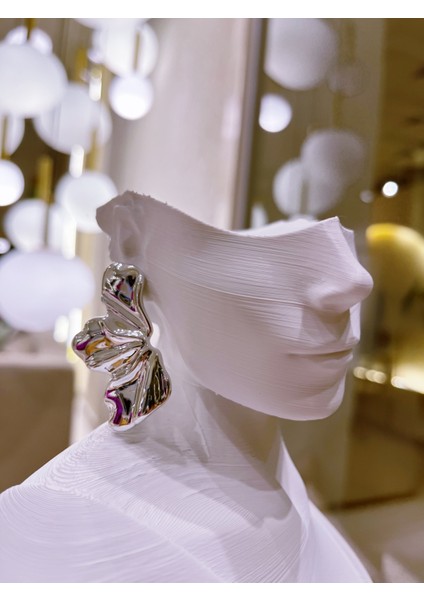 Yaz Temalı Dalgalı Plaka Yaprak Model Gümüş Küpe 1 Çift fırsatları