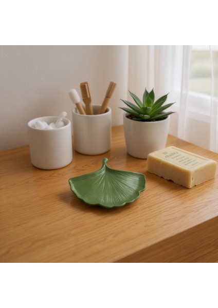 Ginkgo Yaprak Formlu Sedefli Yeşil Dekoratif Tabak – 14×18 cm fiyatları