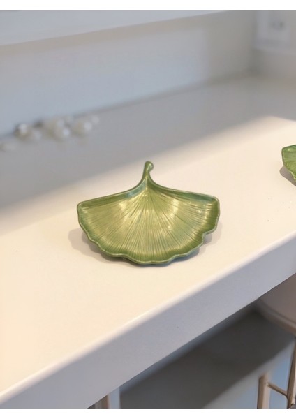 Ginkgo Yaprak Formlu Sedefli Yeşil Dekoratif Tabak – 14×18 cm modelleri