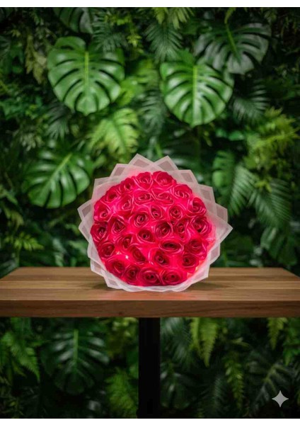 30'lu Fuşya LED Işıklı Gül Buketi