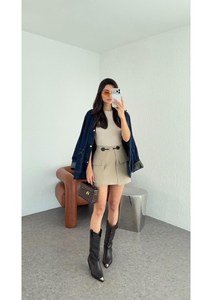 Kanca Tokalı Bej Şort Etek