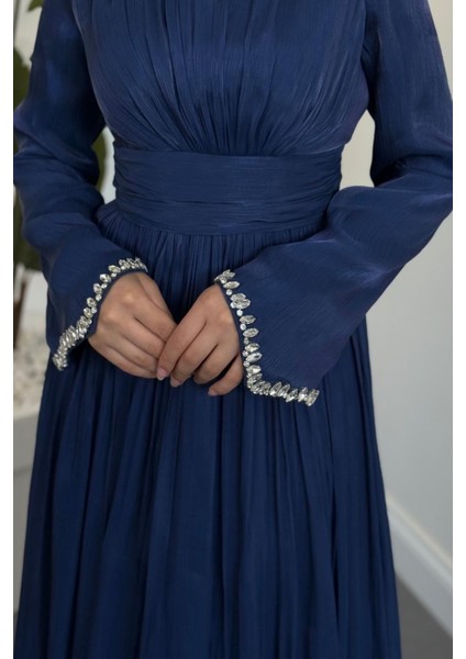 Saoris Boynu Kolu Taşlı Jan Jan Abiye Lacivert indirimleri