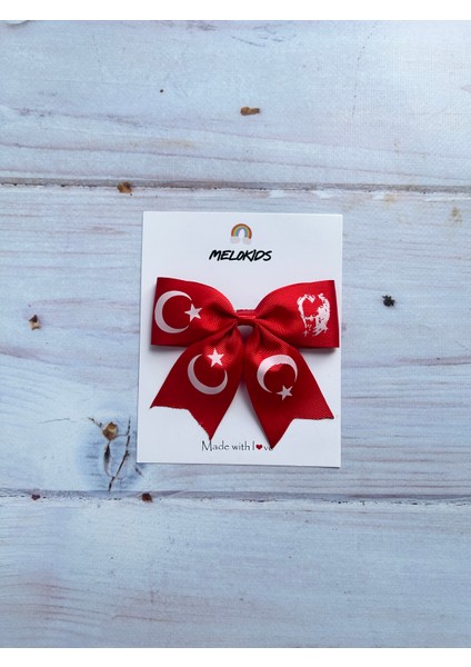 Atatürk ve Bayrak Desenli Kurdele Saç Tokası 19 Mayıs,29 Ekim,23 Nisan fırsatları