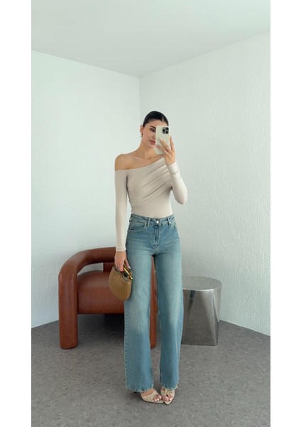 Yıkamalı Açık Mavi Straight Jean