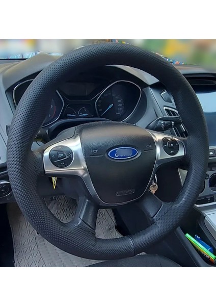 Dikişli Direksiyon Kılıfı Noktalı Deri Siyah Dikişli For.t Focus 2012-13-14 Için