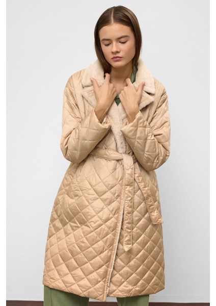 Peluş Garnili Çıt Çıt Kapamalı Kruvaze Kapitone Mont Taş 6787 modelleri