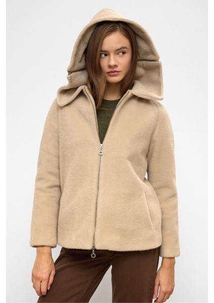 Çıkabilir Kapüşonlu Fermuar Detaylı Oversize Kaban Koyu Bej 3128