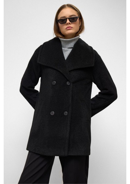 Mendil Yaka Kruvaze Geniş Kesim Kaban Siyah 3129 modelleri