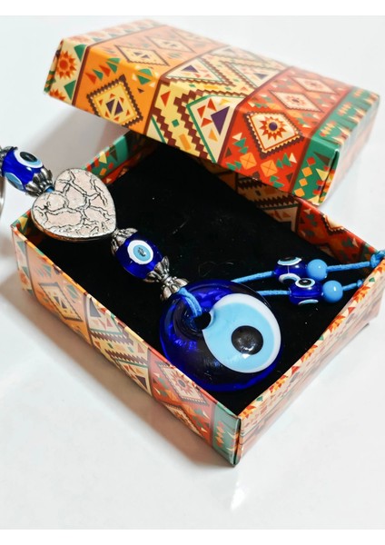 Gümüş Renkli Metal Kalp ve Mavi Cam Nazar Boncuklu Anahtarlık