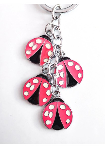 Pembe Uğur Böceklerinden Metal Anahtarlık fiyatları