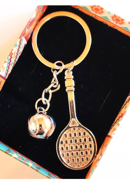 Gümüş Rengi Tenis Raketi ve Tenis Topu Şeklinde Metal Anahtarlık