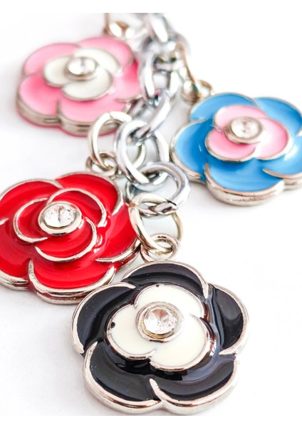 Renkli Güllerden Oluşan Metal Anahtarlık fırsatları